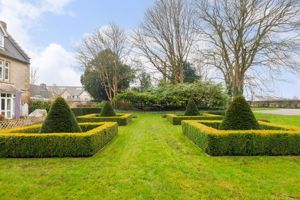 Photo 28- click for photo gallery